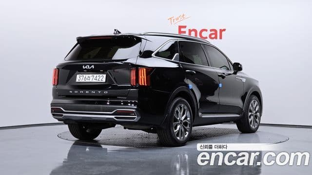 Kia Sorento 2021 — ფოტო 2/20