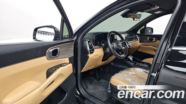 Kia Sorento 2021 — фото 10 из 20