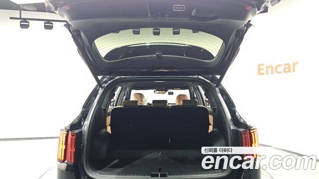 Kia Sorento 2021 — ფოტო 20/20