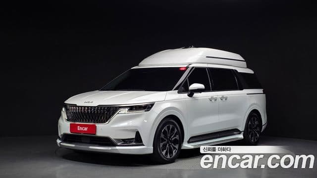 Kia Carnival 2023 — Фото 1/20