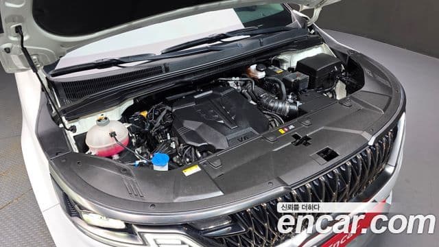 Kia Carnival 2023 — Фото 6/20