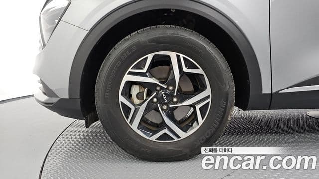 Kia Sportage 2021 — Фото 5/20