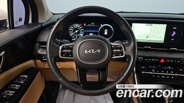 Kia Carnival 2023 — Фото 14/20