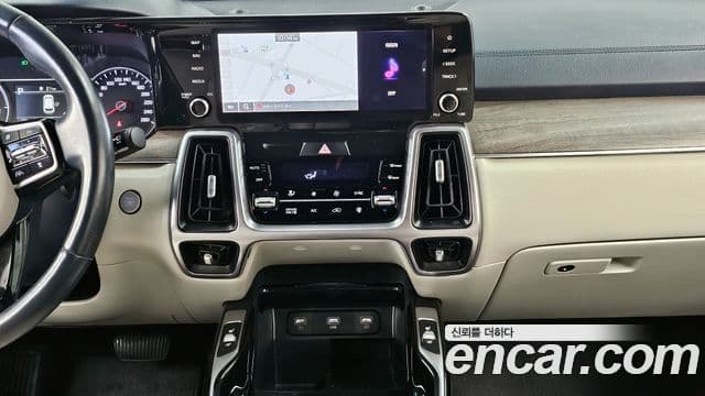 Kia Sorento 2022 — Şəkil 14/20