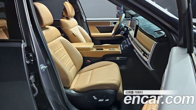 Hyundai Santa Fe 2023 — Фото 10/20