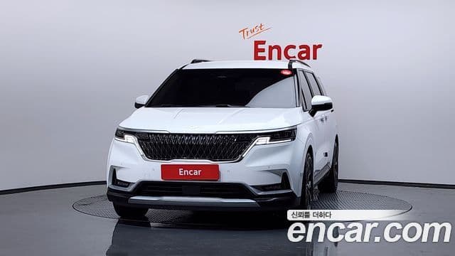 Kia Carnival 2022 — фото 3 из 20
