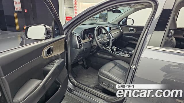 Kia Sorento 2022 — ფოტო 11/20