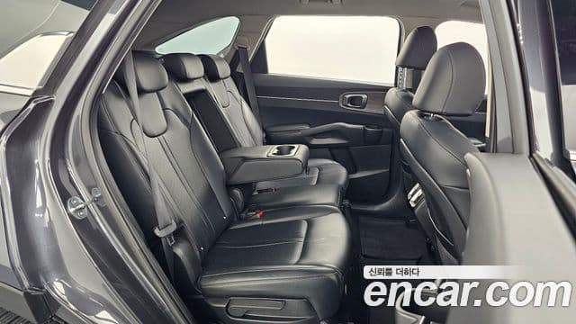 Kia Sorento 2022 — ფოტო 12/20