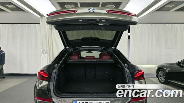 BMW X6 2021 — Photo 19/20