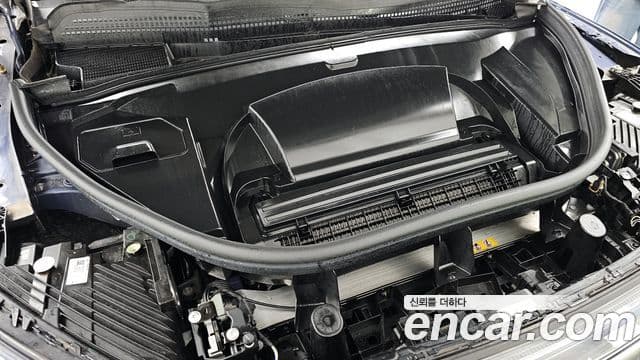 Mercedes-Benz EQE SUV 2023 — Şəkil 16/20
