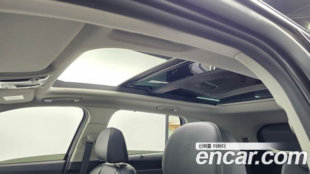 Kia Sorento 2021 — ფოტო 19/20
