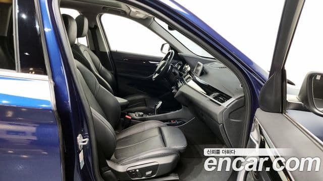 BMW X1 2019 — Şəkil 11/20