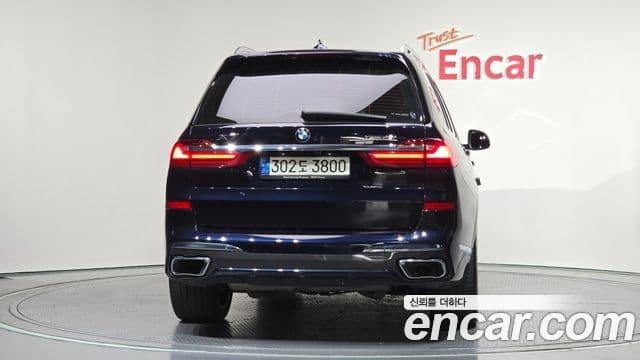 BMW X7 2021 — ფოტო 4/20