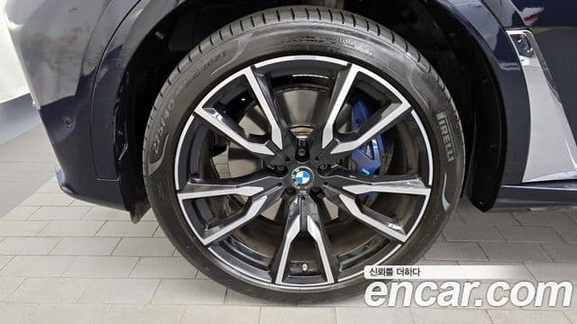 BMW X7 2021 — ფოტო 5/20