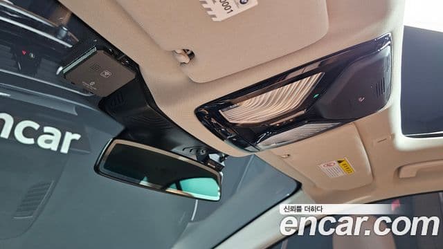 BMW 5 Series 2019 — Şəkil 14/20