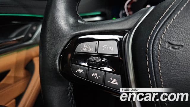 BMW 5 Series 2019 — Şəkil 17/20