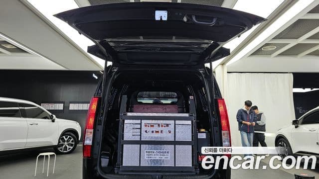Hyundai Staria 2022 — Şəkil 20/20