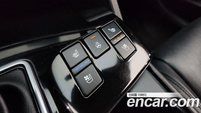 Kia Sportage 2021 — ფოტო 19/20
