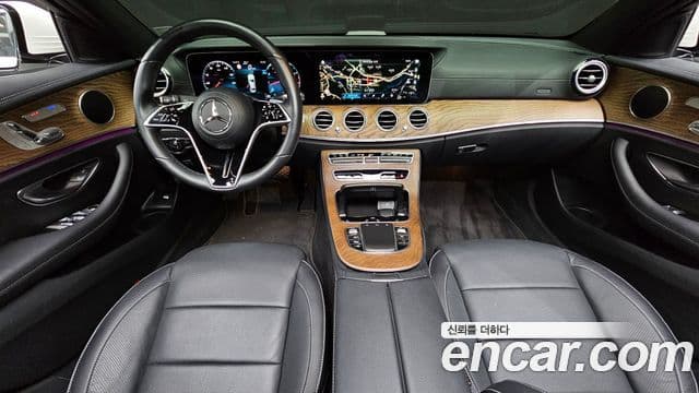 Mercedes-Benz E-Class 2023 — фото 6 из 20