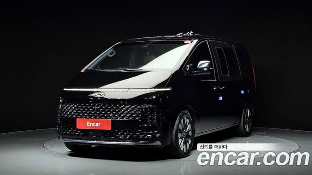 Hyundai Staria 2023 — Şəkil 1/20