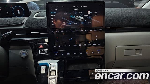 Hyundai Staria 2023 — Şəkil 14/20