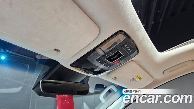 Hyundai Staria 2023 — Şəkil 17/20