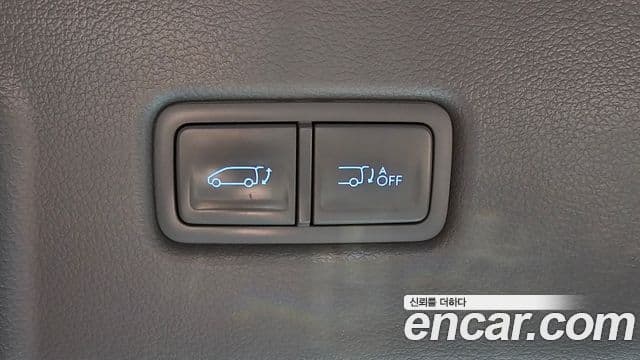 Hyundai Staria 2023 — фото 20 из 20