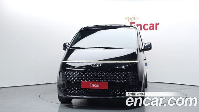 Hyundai Staria 2022 — ფოტო 6/20