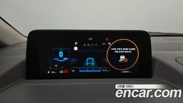 Hyundai Staria 2022 — ფოტო 18/20