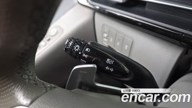 Hyundai Staria 2022 — ფოტო 9/20