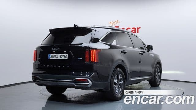 Kia Sorento 2022 — ფოტო 2/20