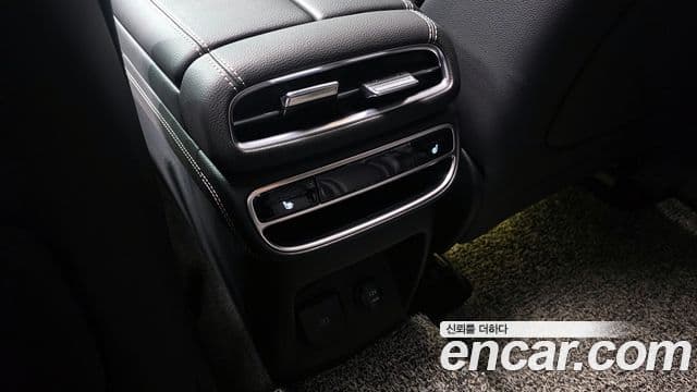 Genesis GV80 2021 — Şəkil 18/20