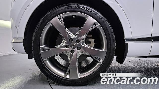 Genesis GV80 2020 — ფოტო 4/20