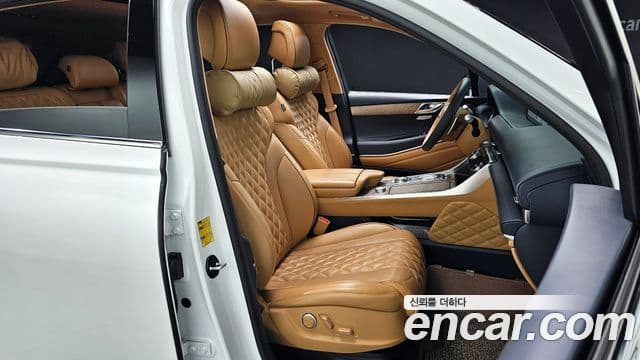 Genesis GV80 2020 — ფოტო 8/20