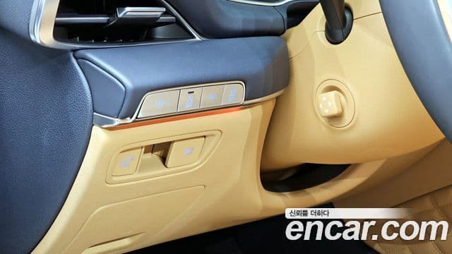 Genesis GV80 2020 — ფოტო 13/20