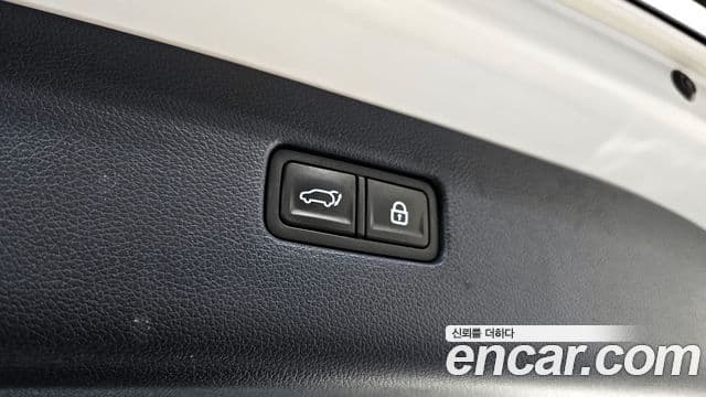 Genesis GV80 2020 — ფოტო 17/20