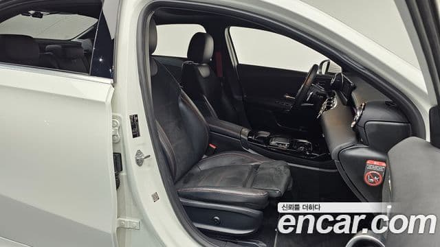Mercedes-Benz A-Class 2020 — Şəkil 10/20