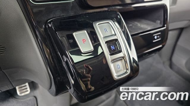 Hyundai Staria 2021 — фото 9 из 20
