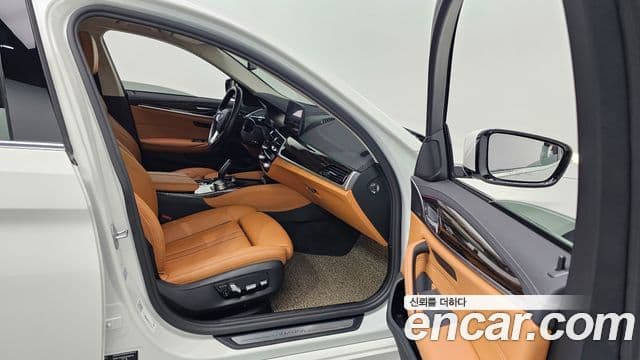 BMW 5 Series 2021 — Şəkil 4/20