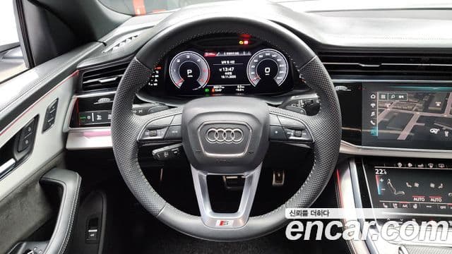 Audi Q7 2020 — ფოტო 13/20