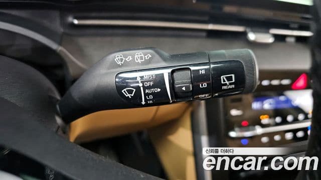 Kia Carnival 2021 — Фото 18/20