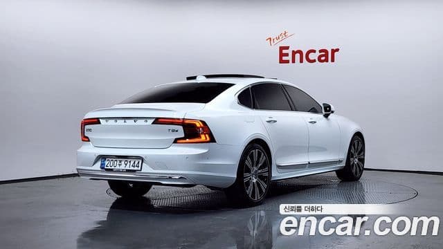 Volvo S90 2025 — ფოტო 1/20