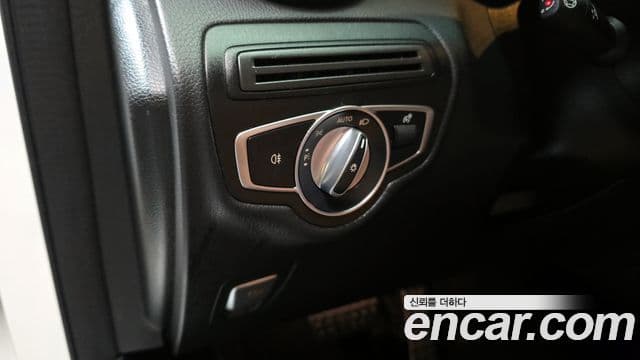 Mercedes-Benz GLC-Class 2022 — ფოტო 13/20