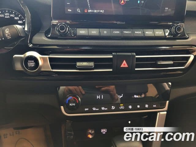 Kia Seltos 2019 — ფოტო 13/20