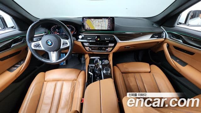 BMW 5 Series 2021 — Şəkil 7/20