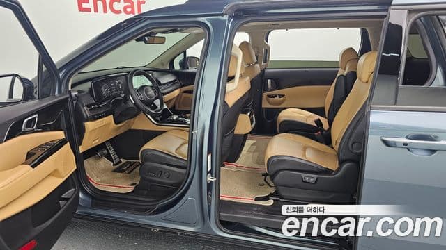 Kia Carnival 2021 — Şəkil 11/20