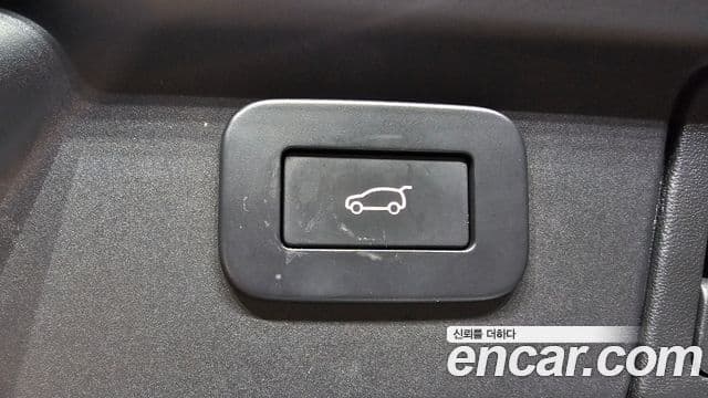 Land Rover Range Rover Velar 2022 — ფოტო 20/20