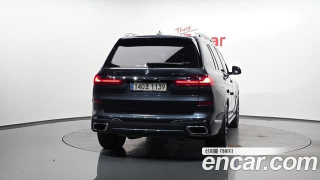 BMW X7 2020 — ფოტო 4/20