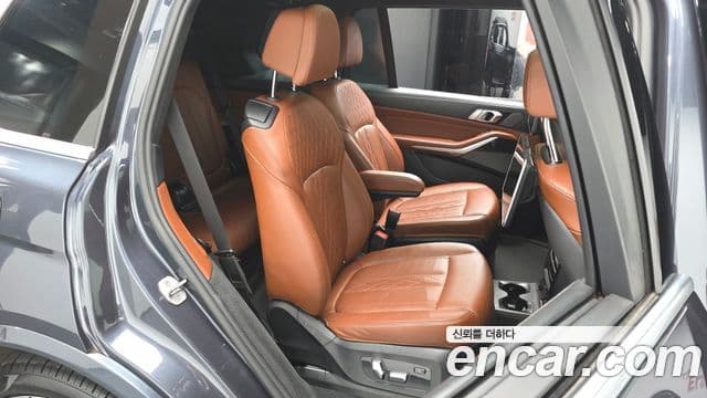 BMW X7 2020 — ფოტო 11/20