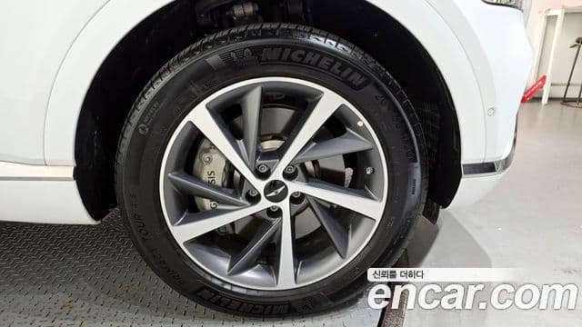 Genesis GV80 2023 — ფოტო 9/20